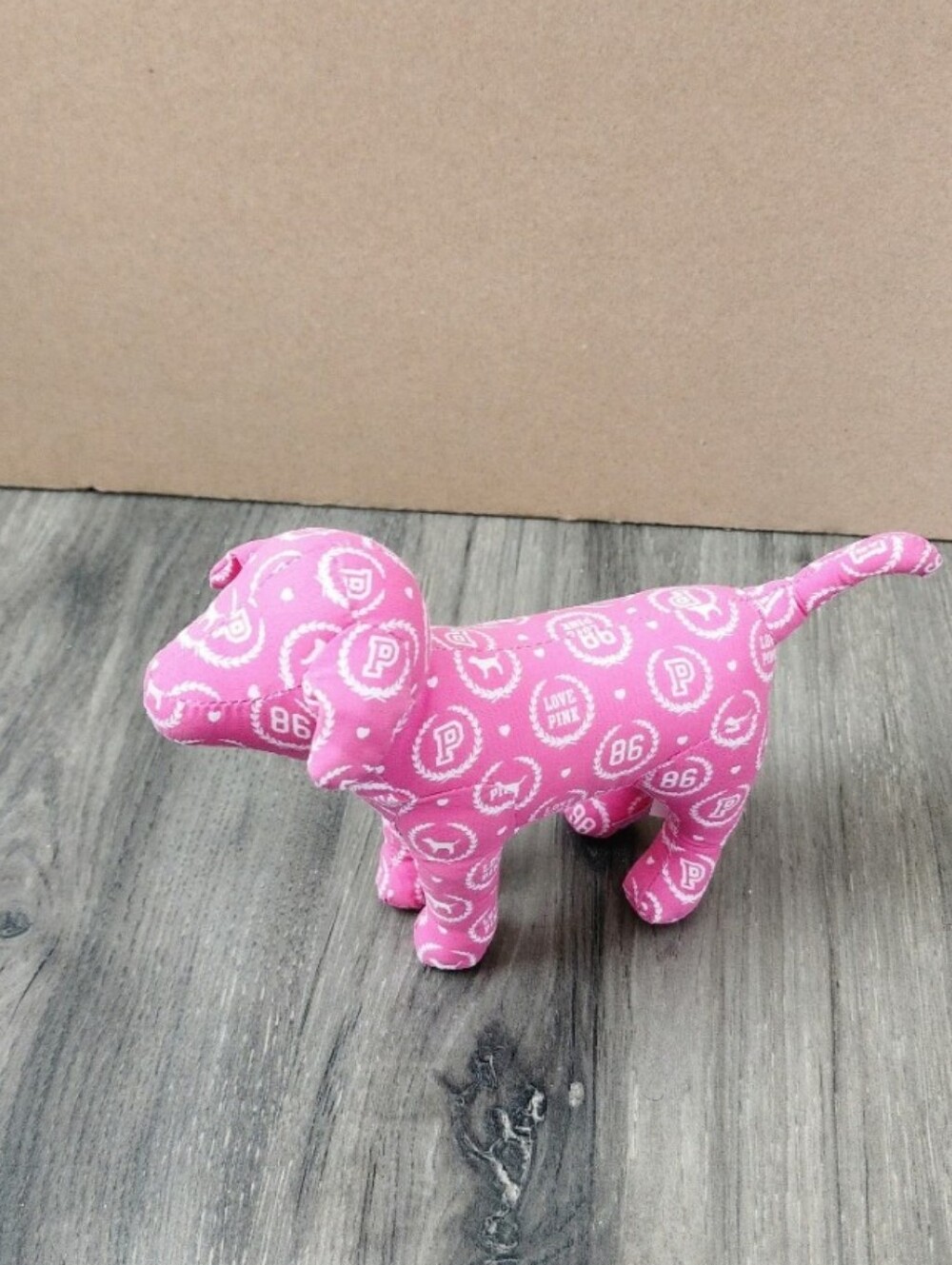 Vs Pink Dog